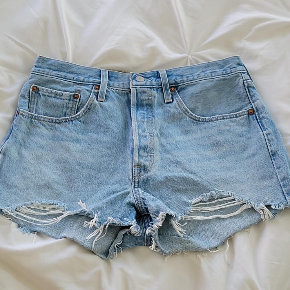 Levi shorts
